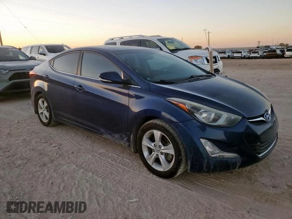 ✅ 2016 Hyundai Elantra SE • VIN: 5NPDH4AE8GH699032 • Lot: 90034165. Listed on Copart with 108,092 mi. Free auction sales archive from the USA and detailed vehicle history report at DreamBid. Image 4.