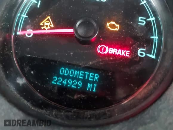 ✅ 2008 Chevrolet Silverado 1500 • VIN: 2GCFC13Y681118367 • Lot: 42632087. Wystawiony na IAAI z przebiegiem 99 623 mil. Bezpłatny archiwum sprzedaży aukcyjnych z USA i szczegółowy raport historii pojazdu na DreamBid. Zdjęcie 15.