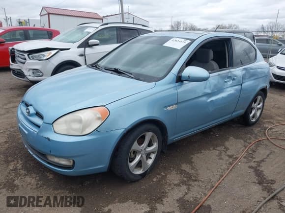 ✅ 2007 Hyundai Accent SE • VIN: KMHCN36C67U042592 • Лот: 42023579. Опубликован ранее на IAAI с пробегом 205 000 миль. Бесплатный доступ к архиву аукционных продаж из США и подробный отчёт об истории автомобиля на DreamBid. Изображение 16.