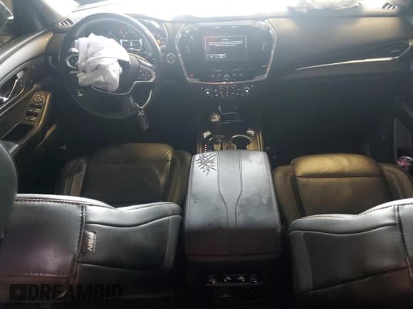 ✅ 2018 Chevrolet Traverse Premier • VIN: 1GNERKKW3JJ169926 • Lot: 54663374. Wystawiony na Copart z przebiegiem 127 409 mil. Bezpłatny archiwum sprzedaży aukcyjnych z USA i szczegółowy raport historii pojazdu na DreamBid. Zdjęcie 8.