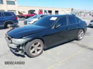 ✅ 2014 BMW 3 Series 328i • VIN: WBA3C1C54EK110379 • Lot: 42885332. Wystawiony na IAAI z przebiegiem 179 082 mil. Bezpłatny archiwum sprzedaży aukcyjnych z USA i szczegółowy raport historii pojazdu na DreamBid. Zdjęcie 2.