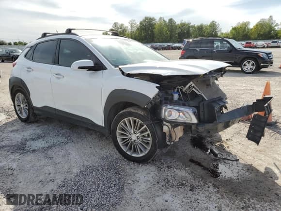 ✅ 2020 Hyundai Kona SEL • VIN: KM8K22AA5LU542063 • Лот: 70732083. Опубликован ранее на Copart с пробегом 51 719 миль. Бесплатный доступ к архиву аукционных продаж из США и подробный отчёт об истории автомобиля на DreamBid. Изображение 4.