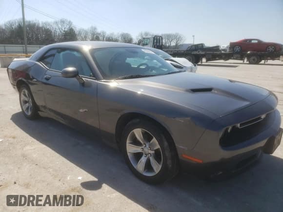 ✅ 2019 Dodge Challenger SXT • VIN: 2C3CDZAG9KH656296 • Lot: 45508854. Wystawiony na Copart z przebiegiem 62 675 mil. Bezpłatny archiwum sprzedaży aukcyjnych z USA i szczegółowy raport historii pojazdu na DreamBid. Zdjęcie 4.