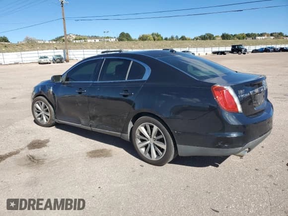✅ 2009 Lincoln MKS • VIN: 1LNHM93R29G610956 • Lot: 86686445. Wystawiony na Copart z przebiegiem 144 095 mil. Bezpłatny archiwum sprzedaży aukcyjnych z USA i szczegółowy raport historii pojazdu na DreamBid. Zdjęcie 2.