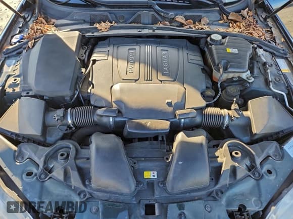 ✅ 2010 Jaguar XF Premium Luxury • VIN: SAJWA0GB7ALR52400 • Lot: 95210595. Listed on Copart with 138,748 mi. Free auction sales archive from the USA and detailed vehicle history report at DreamBid. Image 11.