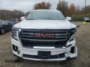 ✅ 2024 GMC Yukon XL SLT • VIN: 1GKS2GKTXRR398236 • Лот: 89893105. Опубликован ранее на Copart с пробегом 12 939 миль. Бесплатный доступ к архиву аукционных продаж из США и подробный отчёт об истории автомобиля на DreamBid. Изображение 5.