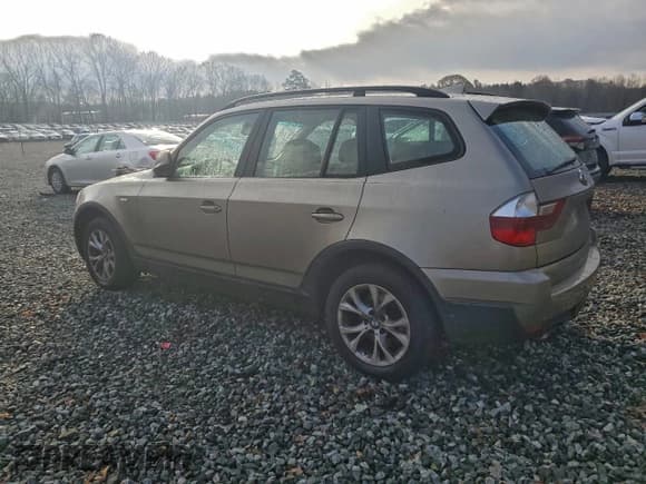 ✅ 2010 BMW X3 xDrive30i • VIN: WBXPC9C4XAWJ32399 • Lot: 94590735. Listed on Copart with 178,813 mi. Free auction sales archive from the USA and detailed vehicle history report at DreamBid. Image 2.