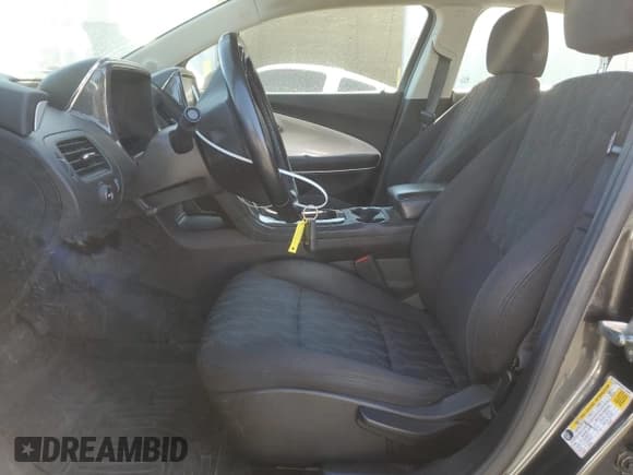 ✅ 2014 Chevrolet Volt • VIN: 1G1RE6E46EU174090 • Lot: 74806004. Wystawiony na Copart z przebiegiem 147 451 mil. Bezpłatny archiwum sprzedaży aukcyjnych z USA i szczegółowy raport historii pojazdu na DreamBid. Zdjęcie 7.