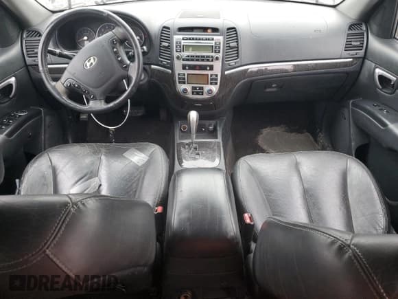 ✅ 2008 Hyundai Santa Fe SE • VIN: 5NMSH13E48H218744 • Lot: 80373174. Listed on Copart with 241,180 mi. Free auction sales archive from the USA and detailed vehicle history report at DreamBid. Image 8.