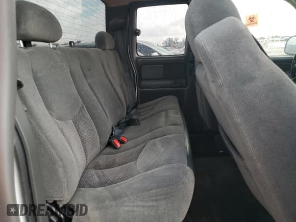 ✅ 2003 Chevrolet Silverado 1500 LS • VIN: 2GCEC19X831356921 • Лот: 78394244. Опубликован ранее на Copart с пробегом Не указан. Бесплатный доступ к архиву аукционных продаж из США и подробный отчёт об истории автомобиля на DreamBid. Изображение 10.