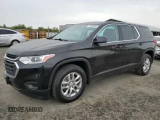 ✅ 2018 Chevrolet Traverse LS • VIN: 1GNEVFKW3JJ238391 • Lot: 67797394. Wystawiony na Copart z przebiegiem 58 194 mil. Bezpłatny archiwum sprzedaży aukcyjnych z USA i szczegółowy raport historii pojazdu na DreamBid. Zdjęcie 1.