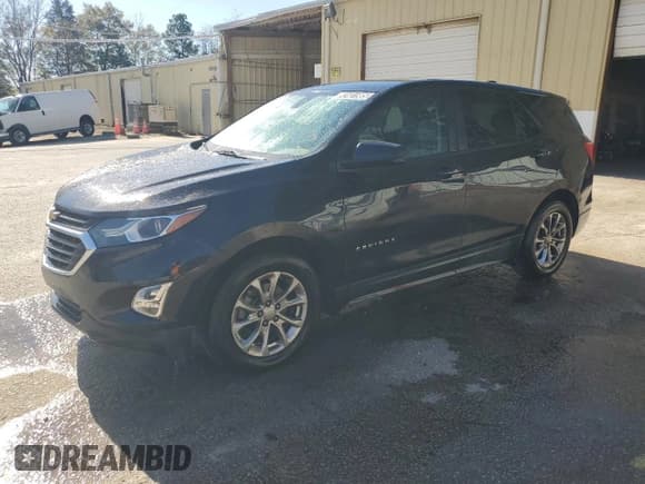 ✅ 2020 Chevrolet Equinox LS • VIN: 2GNAXHEV1L6116748 • Лот: 92401985. Опубликован ранее на Copart с пробегом 155 058 миль. Бесплатный доступ к архиву аукционных продаж из США и подробный отчёт об истории автомобиля на DreamBid. Изображение 1.