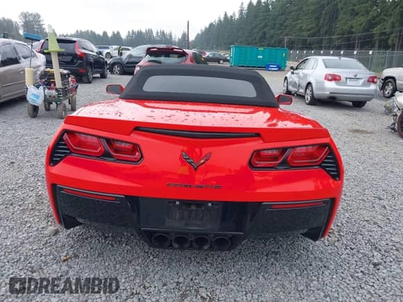 2017 Chevrolet Corvette 2LT с VIN 1G1YD3D70H5101157, выставлен на аукционе IAAI как лот 43106086 с пробегом 42 614 миль миль и . История ставок и продаж доступна на DreamBid. Изображение 16.