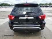 ✅ 2020 Nissan Pathfinder S • VIN: 5N1DR2AM9LC651324 • Lot: 60537905. Wystawiony na Copart z przebiegiem 172 925 mil. Bezpłatny archiwum sprzedaży aukcyjnych z USA i szczegółowy raport historii pojazdu na DreamBid. Zdjęcie 6.