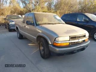 1998 Chevrolet S-10 LS with VIN 1GCCS19X2W8134628, listed as a IAAI auction lot 41778982 with 126,449 mi miles and . Bid and sale history available at DreamBid. Image 1.