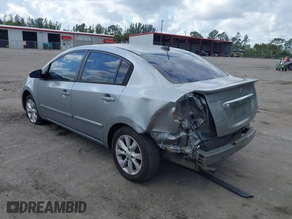✅ 2011 Nissan Sentra SL • VIN: 3N1AB6AP5BL648178 • Lot: 41491781. Listed on IAAI with 159,250 mi. Free auction sales archive from the USA and detailed vehicle history report at DreamBid. Image 3.