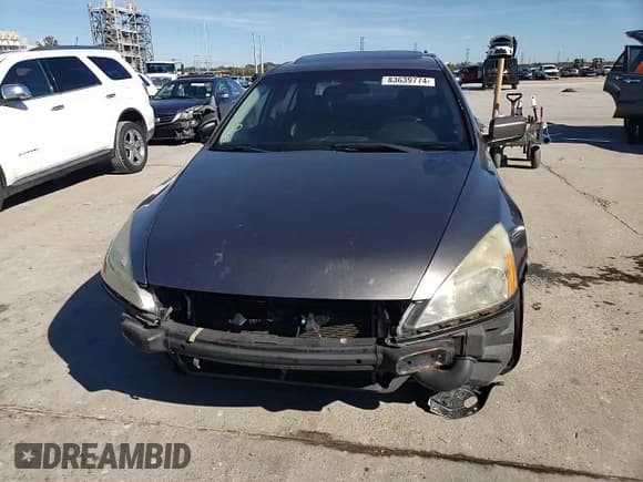 ✅ 2006 Honda Accord EX-L • VIN: 1HGCM56806A042832 • Lot: 62535365. Listed on Copart with 217,959 mi. Free auction sales archive from the USA and detailed vehicle history report at DreamBid. Image 10.