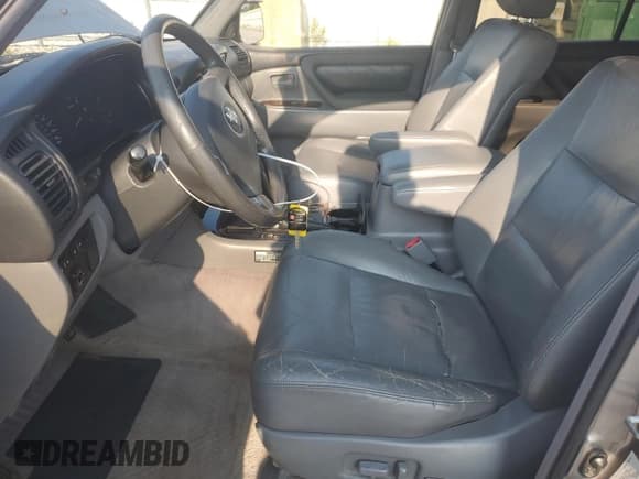 ✅ 2002 Toyota Land Cruiser • VIN: JTEHT05J922017989 • Лот: 69032555. Опубликован ранее на Copart с пробегом 250 503 миль. Бесплатный доступ к архиву аукционных продаж из США и подробный отчёт об истории автомобиля на DreamBid. Изображение 7.