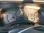 ✅ 2005 Chevrolet Silverado 1500 Work Truck • VIN: 1GCEC14X25Z210760 • Лот: 72413694. Опубликован ранее на Copart с пробегом 109 538 миль. Бесплатный доступ к архиву аукционных продаж из США и подробный отчёт об истории автомобиля на DreamBid. Изображение 9.