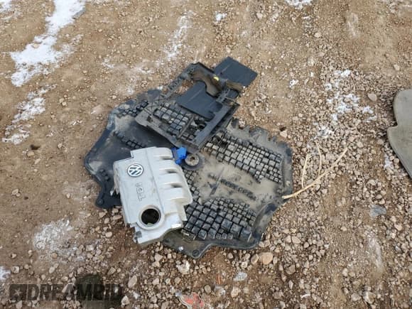 ✅ 2006 Volkswagen Jetta 1.9L TDI • VIN: 3VWST71K96M653311 • Lot: 85326824. Listed on Copart with 187,355 mi. Free auction sales archive from the USA and detailed vehicle history report at DreamBid. Image 14.