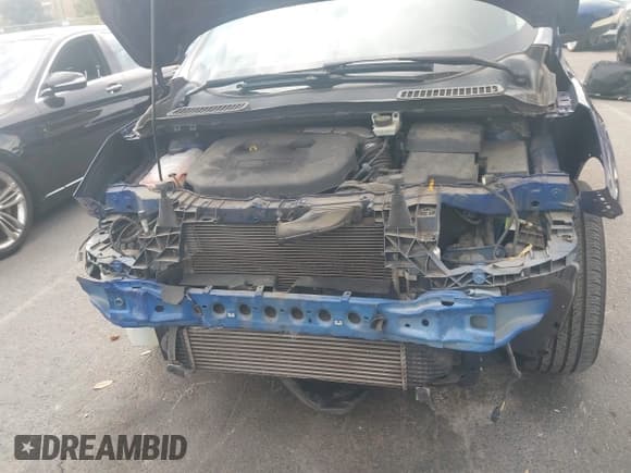 ✅ 2013 Ford Escape SEL • VIN: 1FMCU0H93DUA54469 • Lot: 43690919. Listed on IAAI with 91,494 mi. Free auction sales archive from the USA and detailed vehicle history report at DreamBid. Image 6.