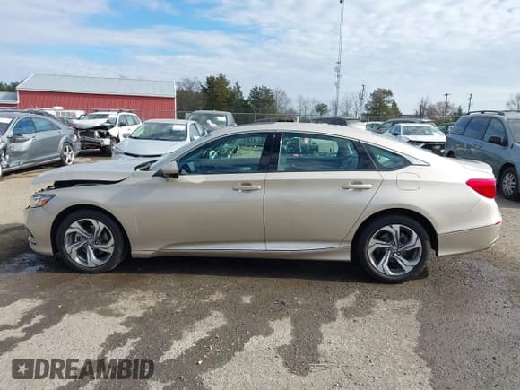 ✅ 2019 Honda Accord EX • VIN: 1HGCV1F49KA168488 • Лот: 43707124. Опубликован ранее на IAAI с пробегом 34 092 миль. Бесплатный доступ к архиву аукционных продаж из США и подробный отчёт об истории автомобиля на DreamBid. Изображение 15.
