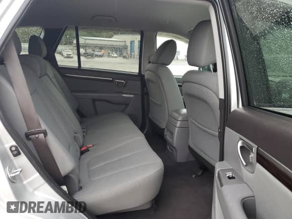 2011 Hyundai Santa Fe GLS с VIN 5XYZGDAB2BG018121, выставлен на аукционе Copart как лот 72858884 с пробегом 189 275 миль миль и Списание • Salvage title. История ставок и продаж доступна на DreamBid. Изображение 12.