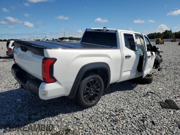 ✅ 2024 Toyota Tundra SR • VIN: 5TFKB5AA4RX031523 • Лот: 81864625. Опубликован ранее на Copart с пробегом 18 593 миль. Бесплатный доступ к архиву аукционных продаж из США и подробный отчёт об истории автомобиля на DreamBid. Изображение 3.