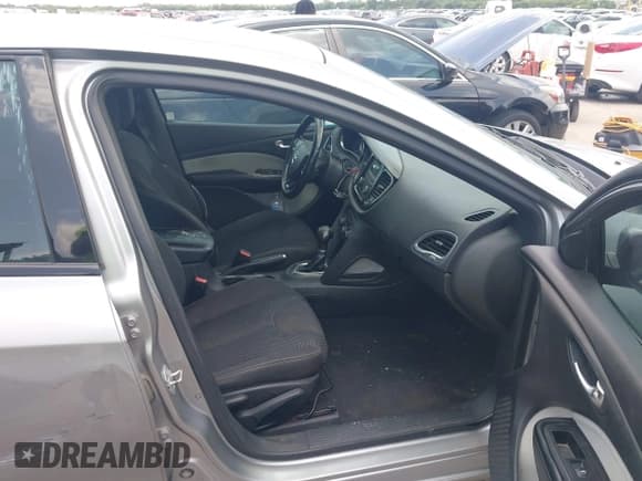 ✅ 2015 Dodge Dart SXT • VIN: 1C3CDFBB2FD181563 • Lot: 42536274. Listed on IAAI with 217,209 mi. Free auction sales archive from the USA and detailed vehicle history report at DreamBid. Image 5.