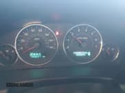 ✅ 2007 Jeep Commander Limited • VIN: 1J8HG58207C530195 • Лот: 90517555. Опубликован ранее на Copart с пробегом 150 637 миль. Бесплатный доступ к архиву аукционных продаж из США и подробный отчёт об истории автомобиля на DreamBid. Изображение 9.