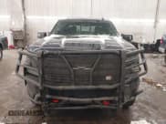 ✅ 2021 Chevrolet Silverado 1500 LT Trail Boss • VIN: 3GCPYFEL5MG299421 • Lot: 41490800. Wystawiony na IAAI z przebiegiem 97 118 mil. Bezpłatny archiwum sprzedaży aukcyjnych z USA i szczegółowy raport historii pojazdu na DreamBid. Zdjęcie 12.