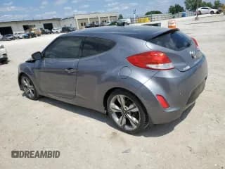 ✅ 2016 Hyundai Veloster • VIN: KMHTC6AD5GU251992 • Lot: 66952784. Wystawiony na Copart z przebiegiem 86 192 mil. Bezpłatny archiwum sprzedaży aukcyjnych z USA i szczegółowy raport historii pojazdu na DreamBid. Zdjęcie 2.