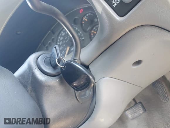 ✅ 2004 Chevrolet Blazer LS • VIN: 1GNDT13X24K167825 • Lot: 41976732. Wystawiony na IAAI z przebiegiem 142 647 mil. Bezpłatny archiwum sprzedaży aukcyjnych z USA i szczegółowy raport historii pojazdu na DreamBid. Zdjęcie 11.