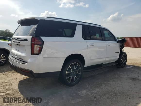 ✅ 2021 Chevrolet Suburban RST • VIN: 1GNSCEKDXMR353609 • Lot: 54239095. Wystawiony na Copart z przebiegiem 102 769 mil. Bezpłatny archiwum sprzedaży aukcyjnych z USA i szczegółowy raport historii pojazdu na DreamBid. Zdjęcie 3.
