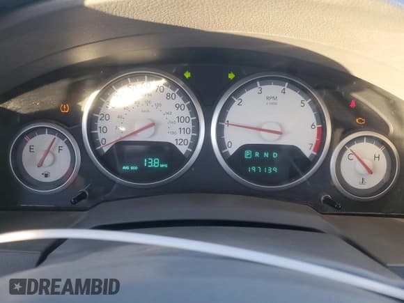 ✅ 2010 Dodge Grand Caravan SXT • VIN: 2D4RN5D19AR229733 • Лот: 91013625. Опубликован ранее на Copart с пробегом 197 139 миль. Бесплатный доступ к архиву аукционных продаж из США и подробный отчёт об истории автомобиля на DreamBid. Изображение 9.