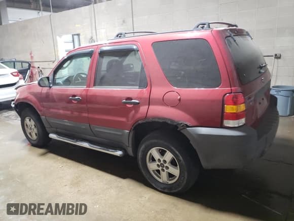 ✅ 2006 Ford Escape XLS • VIN: 1FMYU02Z06KB58768 • Lot: 92559315. Listed on Copart with 218,235 mi. Free auction sales archive from the USA and detailed vehicle history report at DreamBid. Image 2.