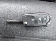 ✅ 2013 Volkswagen Passat SE • VIN: 1VWBP7A33DC121354 • Лот: 43571150. Опубликован ранее на IAAI с пробегом 109 752 миль. Бесплатный доступ к архиву аукционных продаж из США и подробный отчёт об истории автомобиля на DreamBid. Изображение 11.