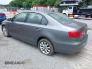 ✅ 2012 Volkswagen Jetta SE • VIN: 3VWDX7AJ6CM325280 • Lot: 42634898. Wystawiony na IAAI z przebiegiem 215 384 mil. Bezpłatny archiwum sprzedaży aukcyjnych z USA i szczegółowy raport historii pojazdu na DreamBid. Zdjęcie 3.