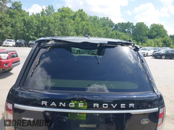 ✅ 2015 Land Rover Range Rover Supercharged • VIN: SALGS2TF1FA219503 • Lot: 42580352. Listed on IAAI with 104,534 mi. Free auction sales archive from the USA and detailed vehicle history report at DreamBid. Image 19.