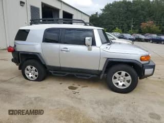 ✅ 2007 Toyota FJ Cruiser • VIN: JTEBU11F770085107 • Lot: 67107594. Listed on Copart with 247,609 mi. Free auction sales archive from the USA and detailed vehicle history report at DreamBid. Image 4.