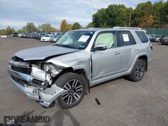 ✅ 2024 Toyota 4Runner Limited • VIN: JTEKU5JR3R6250281 • Лот: 43472482. Опубликован ранее на IAAI с пробегом 22 285 миль. Бесплатный доступ к архиву аукционных продаж из США и подробный отчёт об истории автомобиля на DreamBid. Изображение 2.