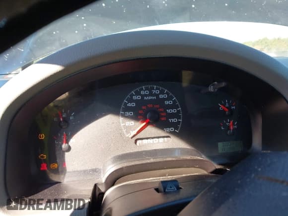 ✅ 2008 Ford F-150 STX • VIN: 1FTRX02W98KB19900 • Lot: 43560708. Listed on IAAI with 231,861 mi. Free auction sales archive from the USA and detailed vehicle history report at DreamBid. Image 7.