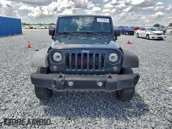 ✅ 2017 Jeep Wrangler Unlimited Sport • VIN: 1C4BJWDG4HL678163 • Lot: 95519045. Wystawiony na Copart z przebiegiem 112 080 mil. Bezpłatny archiwum sprzedaży aukcyjnych z USA i szczegółowy raport historii pojazdu na DreamBid. Zdjęcie 5.