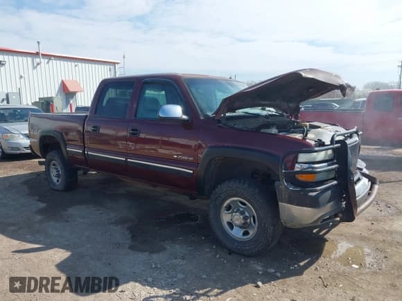 ✅ 2001 Chevrolet Silverado 2500HD LS • VIN: 1GCHK23UX1F185812 • Lot: 41879549. Listed on IAAI with 212,295 mi. Free auction sales archive from the USA and detailed vehicle history report at DreamBid. Image 13.