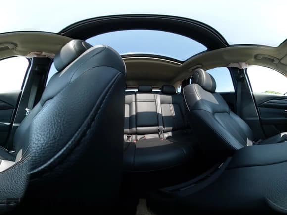 ✅ 2023 Mazda CX-50 S Premium Plus • VIN: 7MMVABEM9PN116501 • Lot: 42371466. Wystawiony na IAAI z przebiegiem 45 675 mil. Bezpłatny archiwum sprzedaży aukcyjnych z USA i szczegółowy raport historii pojazdu na DreamBid. Zdjęcie 23.