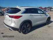 ✅ 2021 Infiniti QX50 Luxe • VIN: 3PCAJ5BA6MF125984 • Lot: 43705927. Wystawiony na IAAI z przebiegiem 48 496 mil. Bezpłatny archiwum sprzedaży aukcyjnych z USA i szczegółowy raport historii pojazdu na DreamBid. Zdjęcie 4.