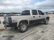 ✅ 2005 Chevrolet Silverado 1500 Z71 • VIN: 2GCEK13T951133038 • Лот: 71700034. Опубликован ранее на Copart с пробегом 301 147 миль. Бесплатный доступ к архиву аукционных продаж из США и подробный отчёт об истории автомобиля на DreamBid. Изображение 3.