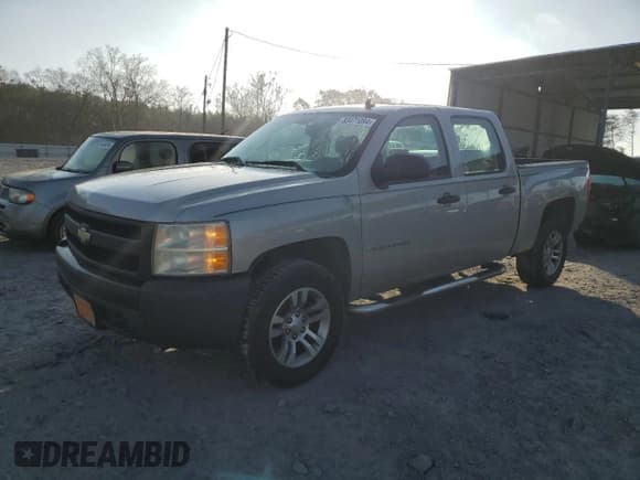 ✅ 2007 Chevrolet Silverado 1500 LS • VIN: 3GCEC13C27G540366 • Lot: 83471094. Listed on Copart with 176,402 mi. Free auction sales archive from the USA and detailed vehicle history report at DreamBid. Image 1.