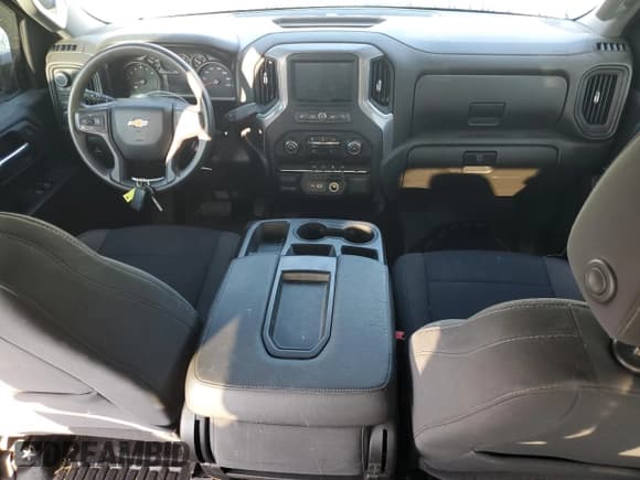 ✅ 2021 Chevrolet Silverado 2500HD Work Truck • VIN: 1GC4YLE71MF275932 • Lot: 64662615. Wystawiony na Copart z przebiegiem Nie podano. Bezpłatny archiwum sprzedaży aukcyjnych z USA i szczegółowy raport historii pojazdu na DreamBid. Zdjęcie 8.