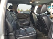 ✅ 2007 Chevrolet Suburban LTZ • VIN: 3GNFK16347G144417 • Lot: 71093544. Wystawiony na Copart z przebiegiem 279 255 mil. Bezpłatny archiwum sprzedaży aukcyjnych z USA i szczegółowy raport historii pojazdu na DreamBid. Zdjęcie 12.